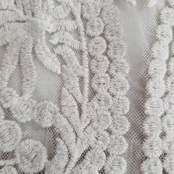 Made in Italy Tunic Top Lace & Rufffle Cream Sz 2 Flawed - Picture 6 of 15